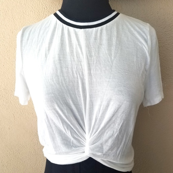 Heart & Hips Tops - Heart and Hips Cropped Black-white T-shirt
